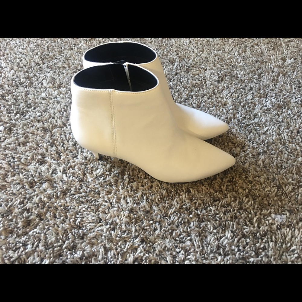Sam Edelman boots. size 6.5 .